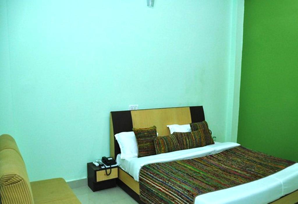 Hotel Shreeji Inn Haridwār Zimmer foto
